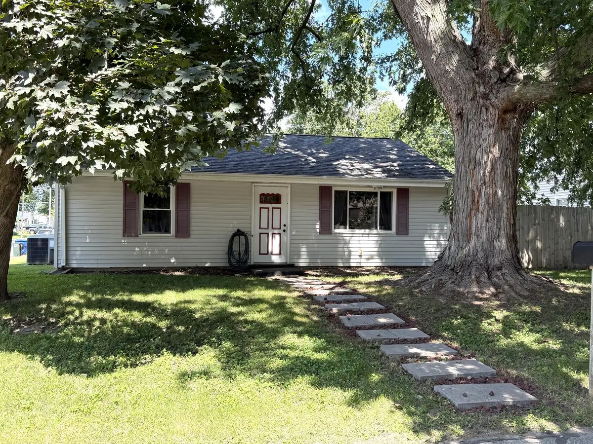 2714 W 68th Street, Davenport, IA 52806 - #1