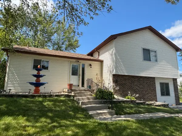 104 Pheasant Road, Matteson, IL 60443