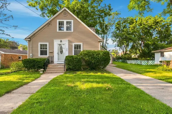 658 Columbia Avenue, Elgin, IL 60120