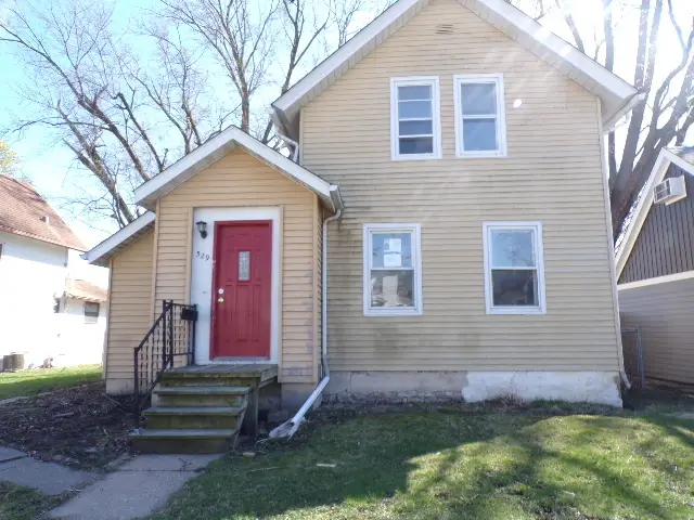 529 W 17th Street, Davenport, IA 52803 - #1