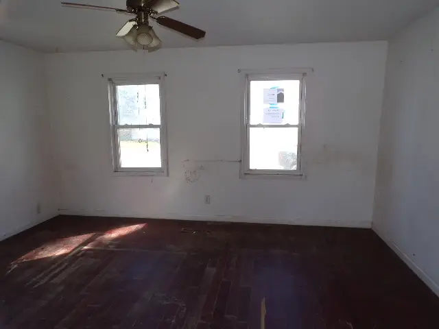 529 W 17th Street, Davenport, IA 52803 - #3