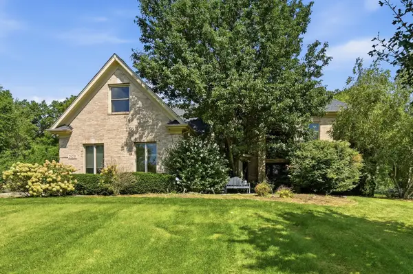 2S291 Pine Row Court, Elburn, IL 60119