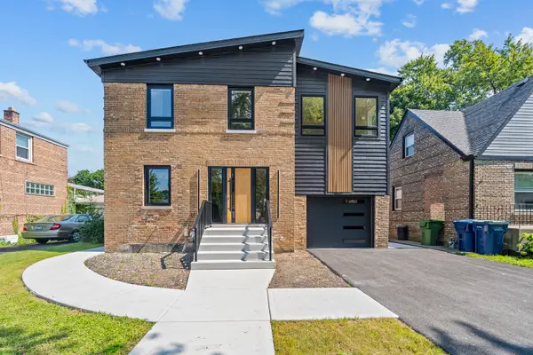 3448 W Clark Drive, Evergreen Park, IL 60805
