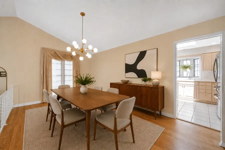 495 E Park Manor Court, Elmhurst, IL 60126 - #3