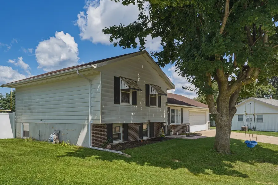 601 High Street, Dixon, IL 61021 - #3