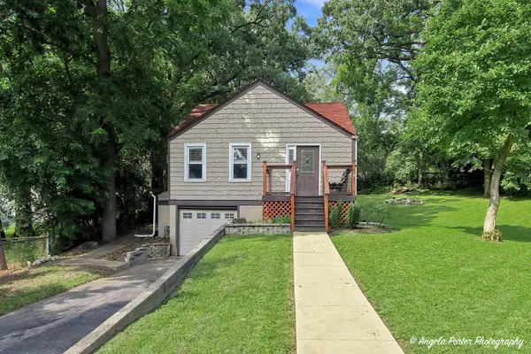 7724 S Oak Road, Wonder Lake, IL 60097