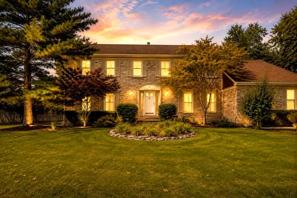 17 Cherrywood Drive, Schaumburg, IL 60194