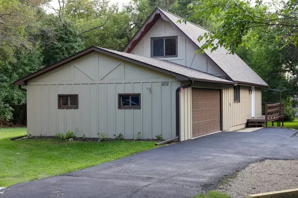 404 Atlantic Drive, Poplar Grove, IL 61065