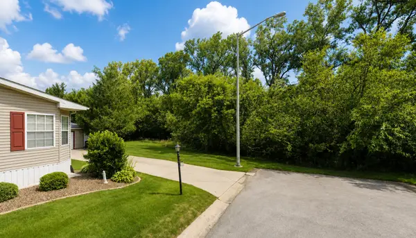 22654 Foxfire Drive, Frankfort, IL 60423