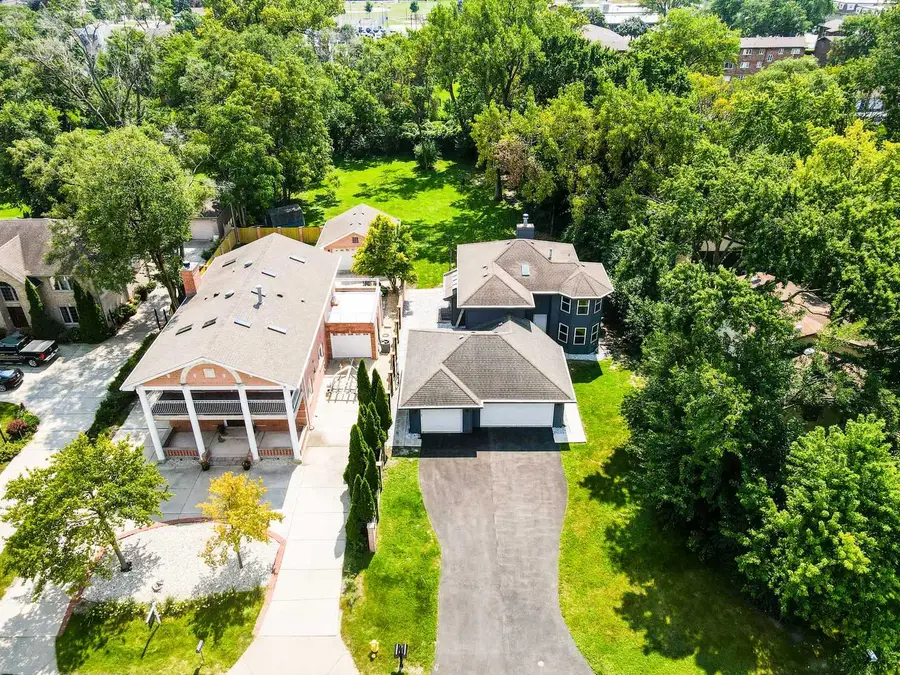 9811 W 57 Street, Countryside, IL 60525 - #3
