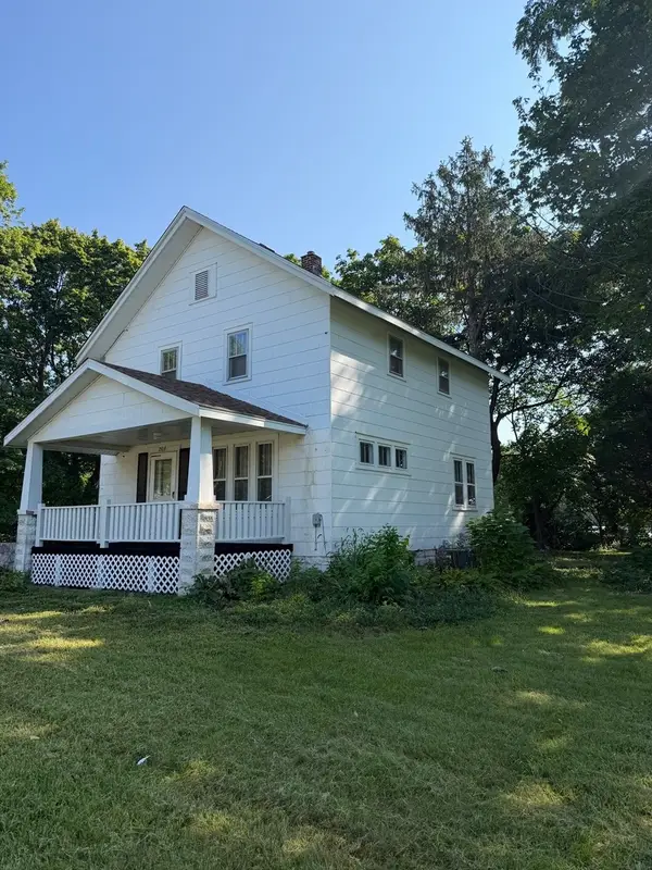 2919 Searles Avenue, Rockford, IL 61101