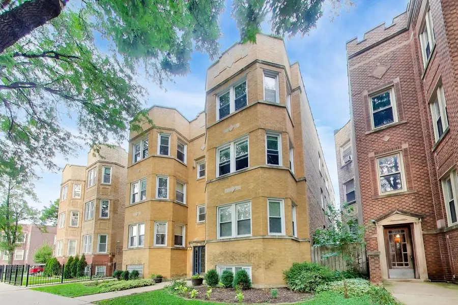 4253 N Mozart Street #3N, Chicago, IL 60618 - #2
