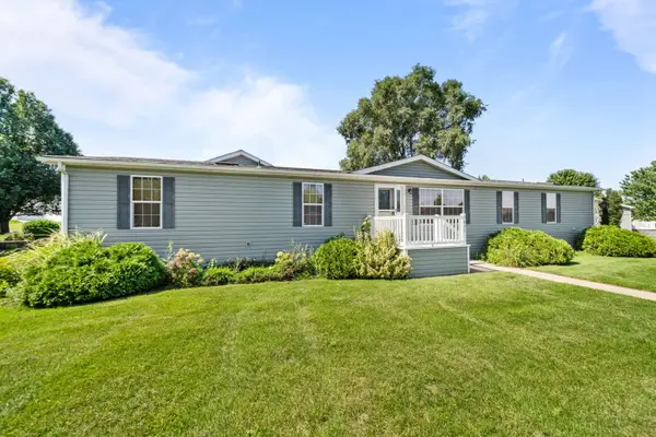 5631 Irving Boulevard, Machesney Park, IL 61115