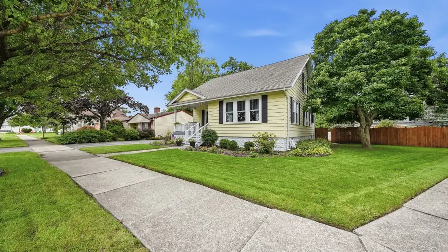 5325 Franklin Avenue, Oak Lawn, IL 60453 - #3