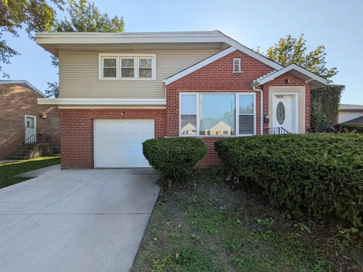 8825 S California Avenue, Evergreen Park, IL 60805 - #1