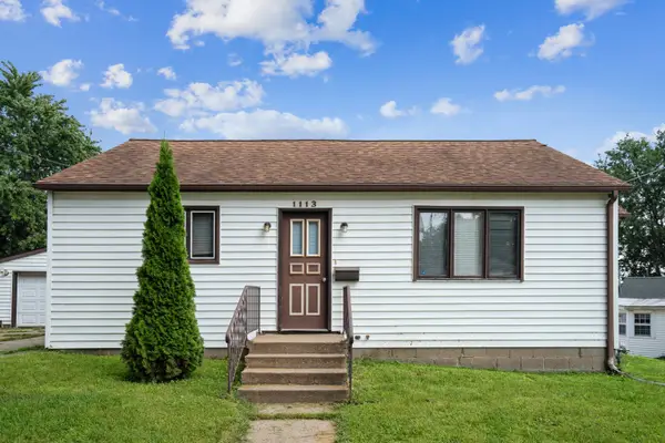 1113 S 6th Street, Clinton, IA 52732