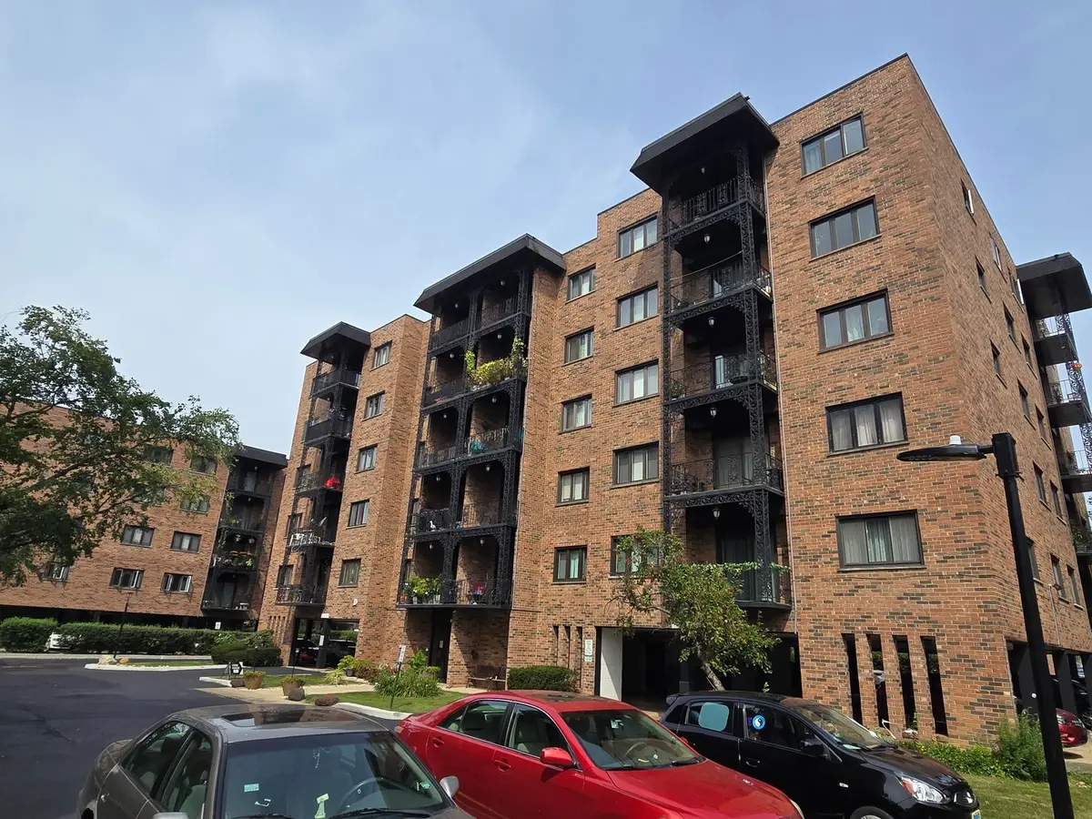 9332 Landings Lane #502, Des Plaines, IL 60016 - #1