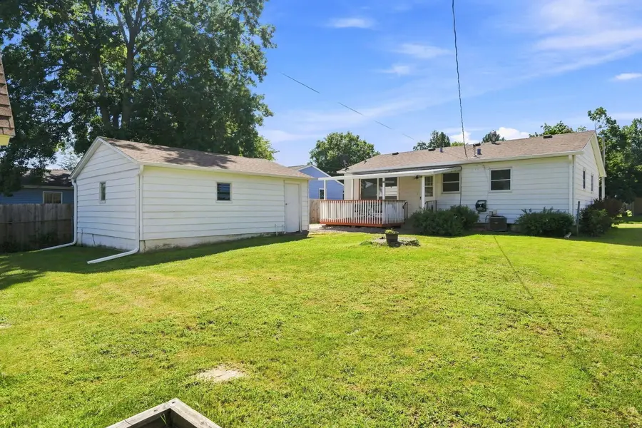 3916 W Lombard Street, Davenport, IA 52804 - #2