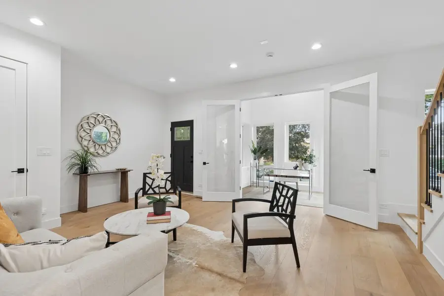 4941 N Kildare Avenue, Chicago, IL 60630 - #2