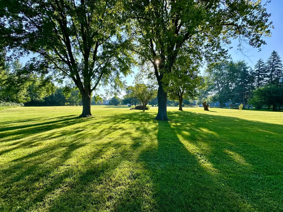 000 Shinkle Avenue, Sterling, IL 61081 - #1