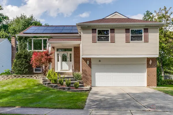 8 Lindon Lane, Vernon Hills, IL 60061
