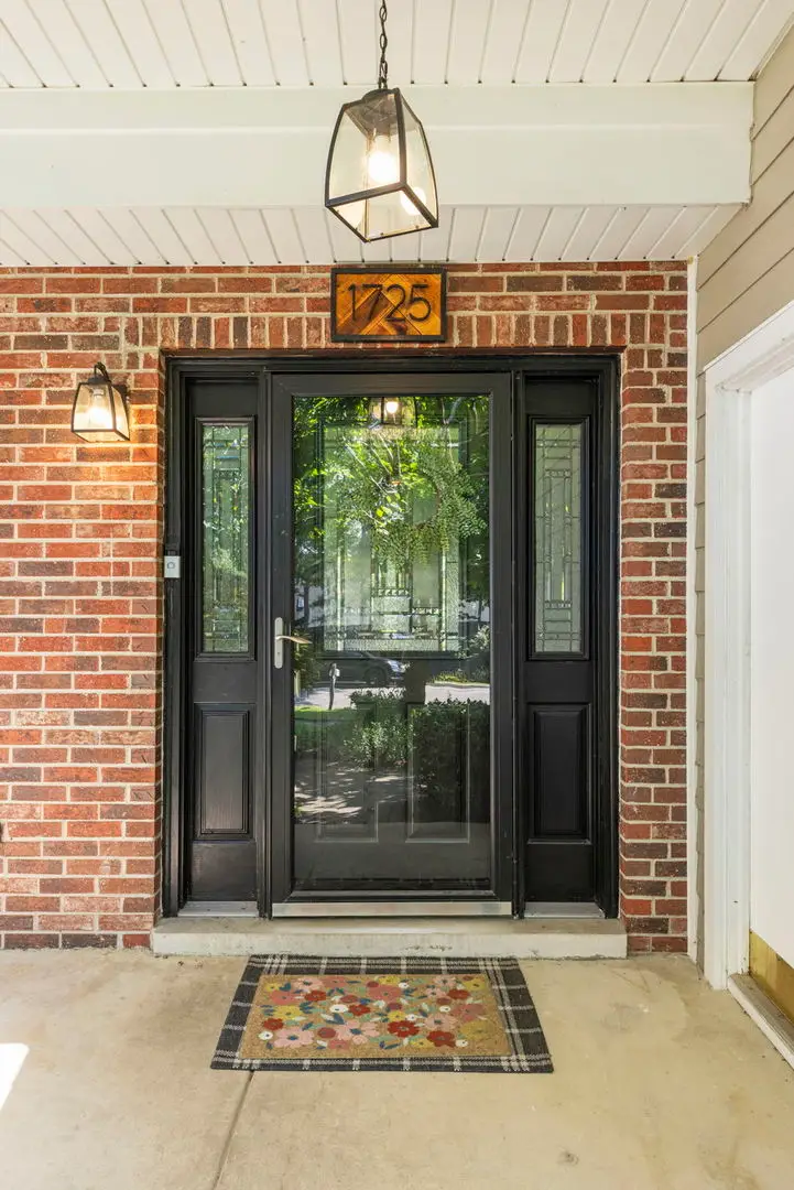 1725 Maple Leaf Court, Wheaton, IL 60187 - #3