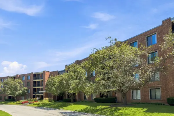 1415 E Central Road #319C, Arlington Heights, IL 60005