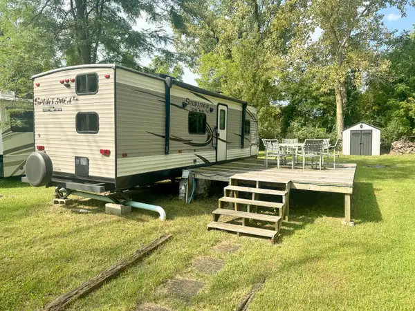 28/36 Woodhaven, Sublette, IL 61367