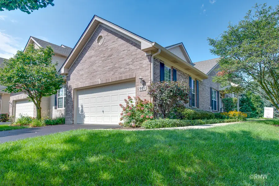 981 Oak Ridge Boulevard, Elgin, IL 60120 - #2