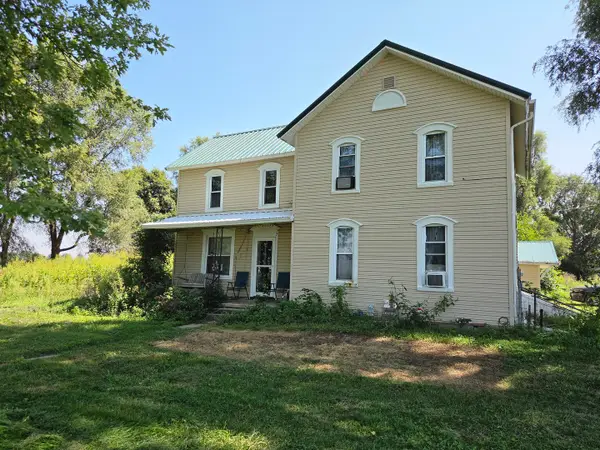 19660 Coleta Road, Sterling, IL 61081