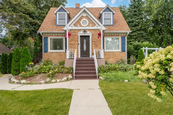 244 Forest View Avenue, Wood Dale, IL 60191