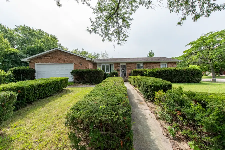 2715 Hyde Park Avenue, Waukegan, IL 60085 - #2