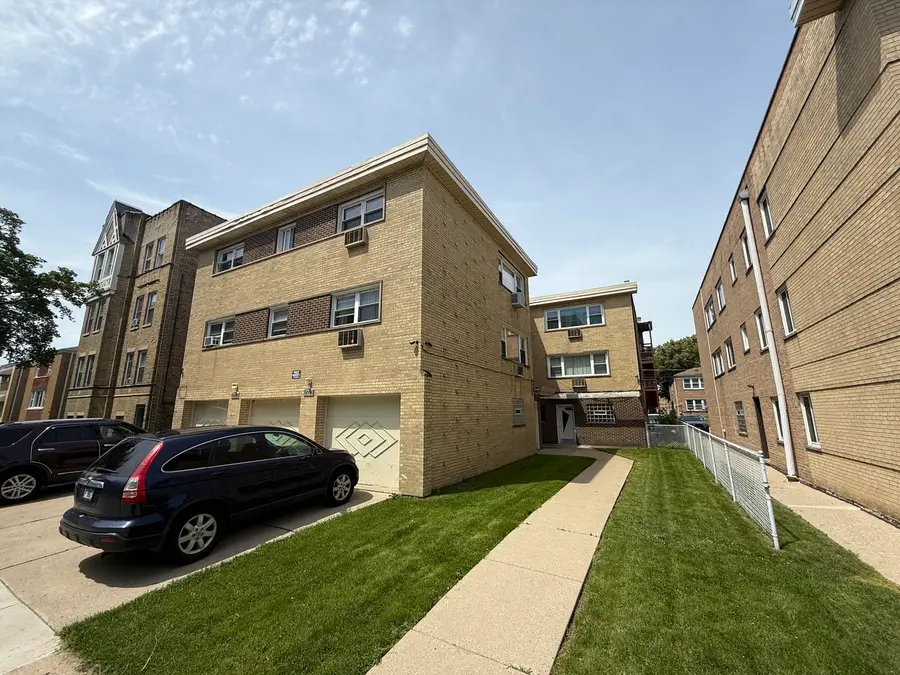 8030 Knox Avenue #2E, Skokie, IL 60076 - #3