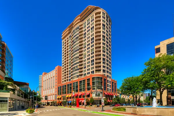 807 Davis Street #505, Evanston, IL 60201