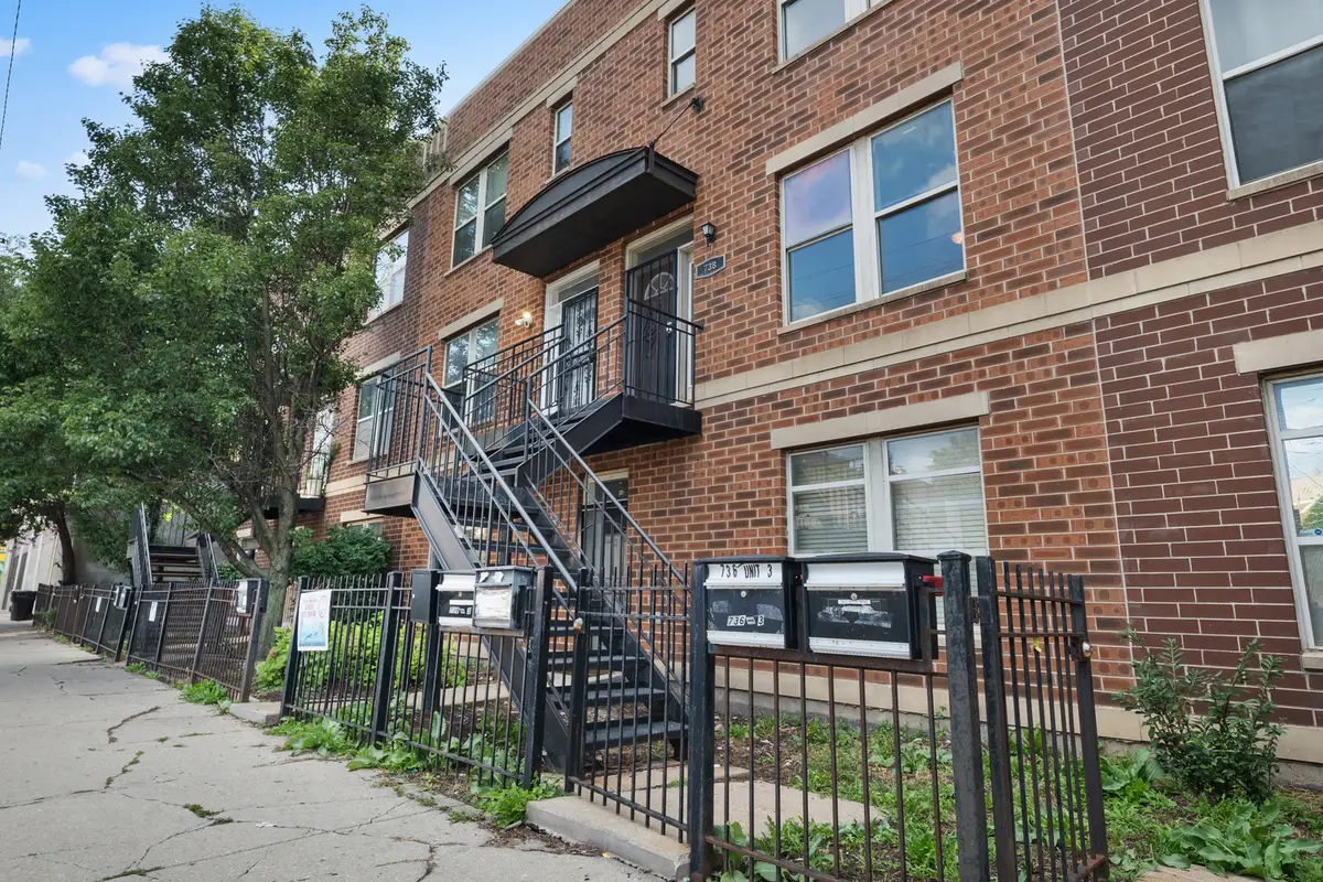 738 S Kedzie Avenue #2, Chicago, IL 60612 - #1