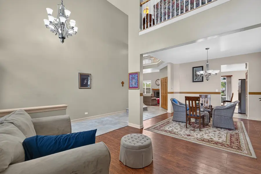 401 Lilac Lane, Elk Grove Village, IL 60007 - #2