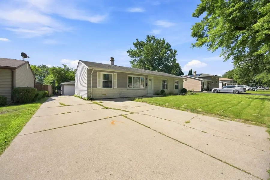 1725 Evergreen Avenue, Hanover Park, IL 60133 - #2