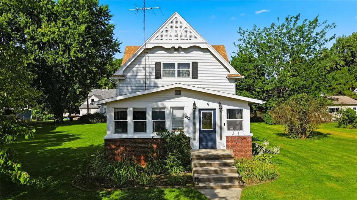222 Wilson Avenue, Chadwick, IL 61014 - #1