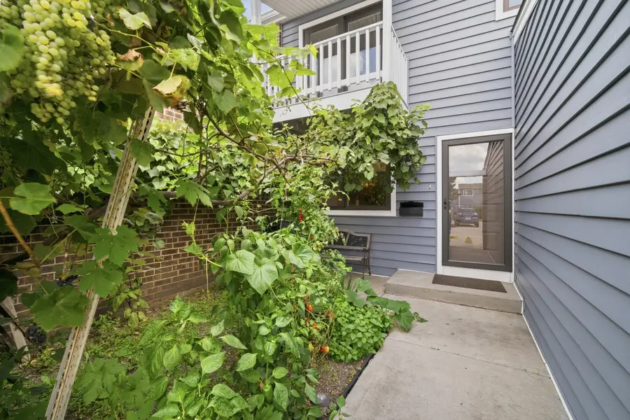 411 Hickory Drive #411, Wheeling, IL 60090 - #2