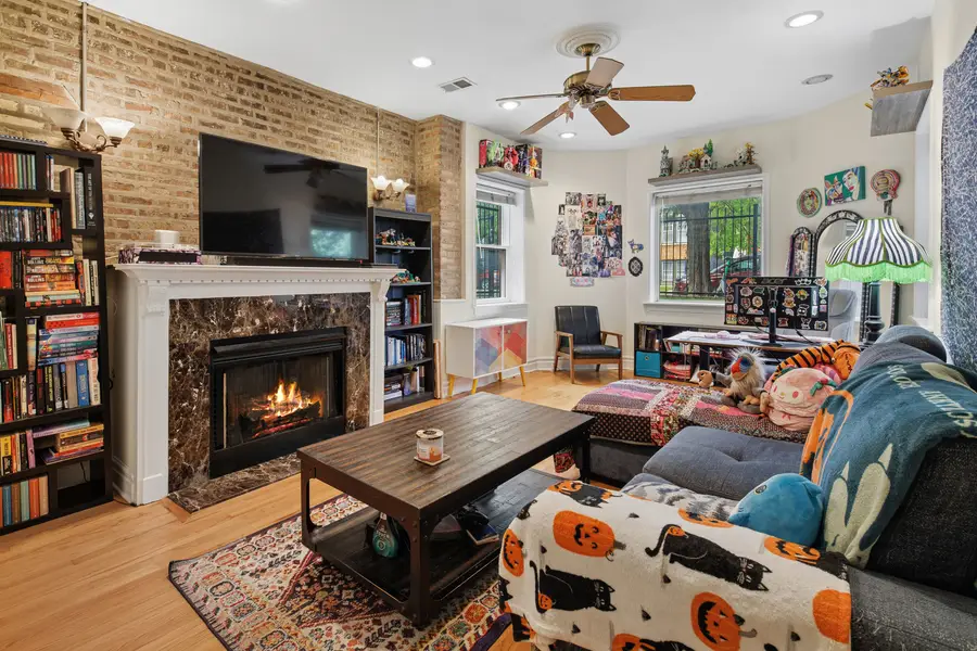 3515 W Medill Avenue #G, Chicago, IL 60647 - #2