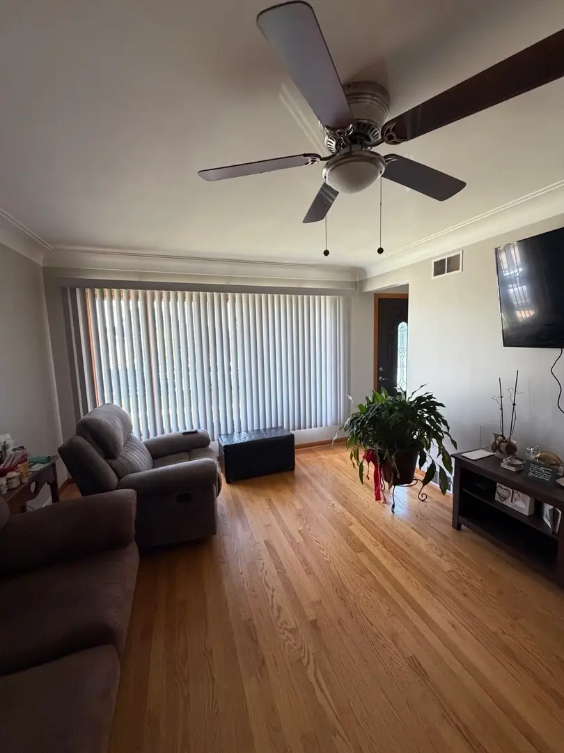 8016 Natchez Avenue, Burbank, IL 60459 - #3