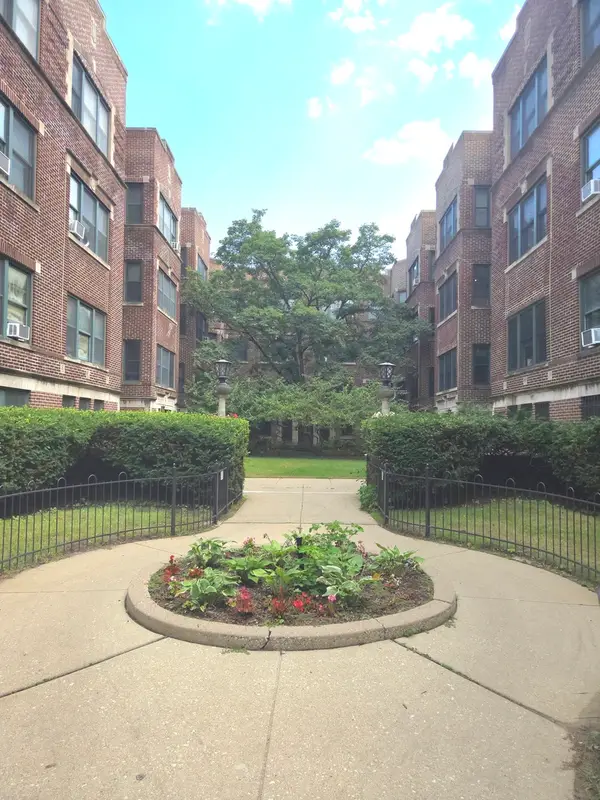 5551 S Kimbark Avenue #8, Chicago, IL 60637