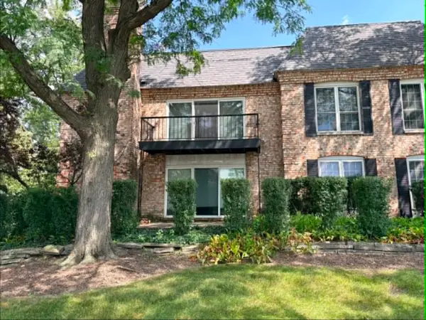 140 Carriage Way Drive #C228, Burr Ridge, IL 60527