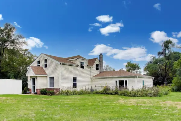 24826 W Miller Road, North Barrington, IL 60010