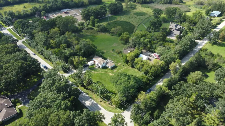 24826 W Miller Road, North Barrington, IL 60010 - #2