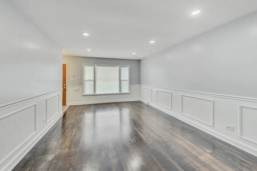 295 Prairie Avenue, Calumet City, IL 60409 - #3