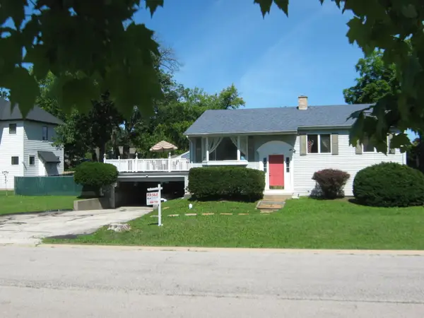 1007 Prairie Lawn Road, Glenview, IL 60025