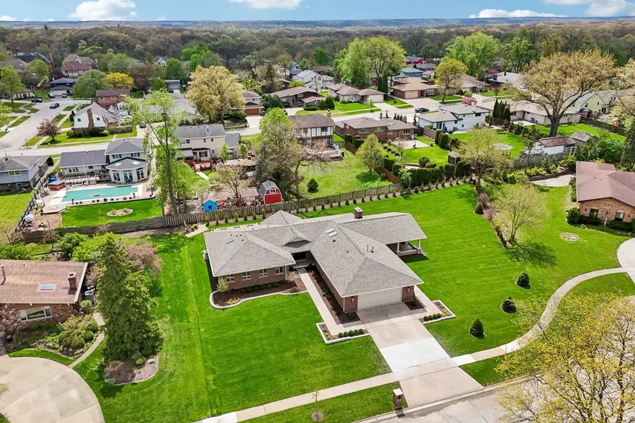 9019 W Sierra Lane, Palos Hills, IL 60465 - #3