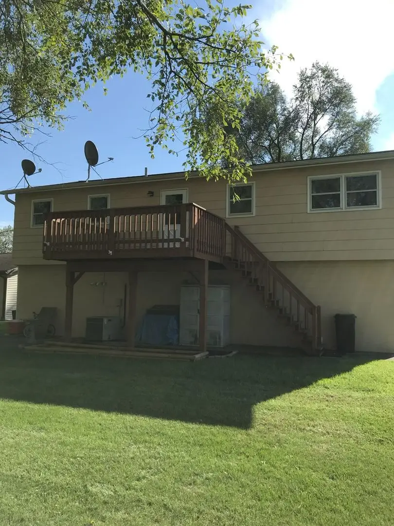 1221 Avenue A, Rochelle, IL 61068 - #2