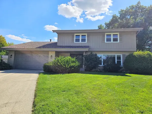 5841 Hoylake Drive, Rockford, IL 61107